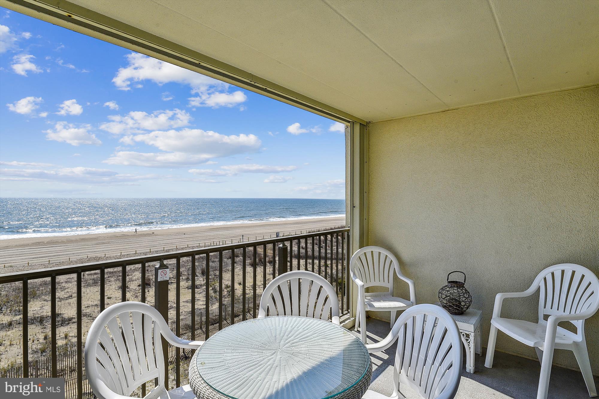 52ND STREET - Residential