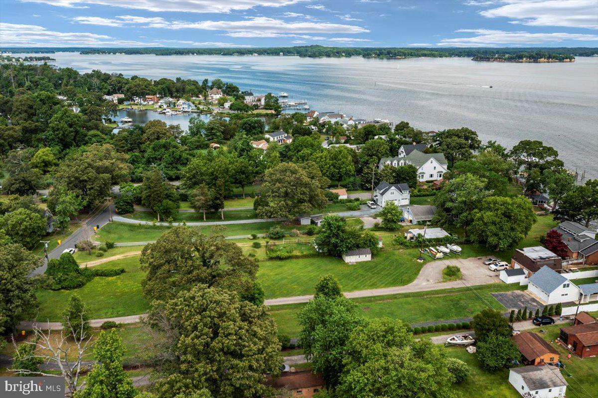 SHORE ACRES - Residential