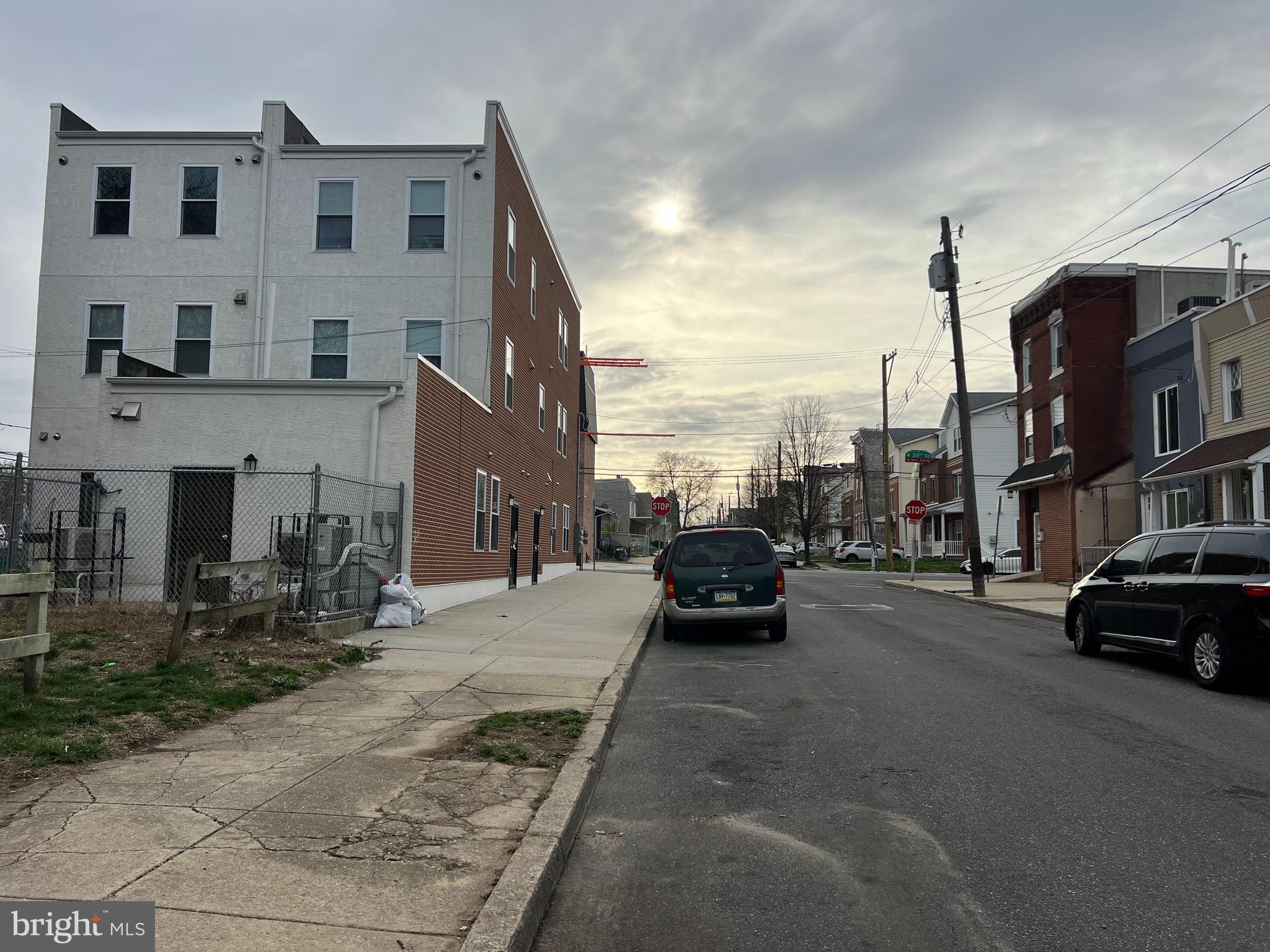 WEST PHILADELPHIA - Land