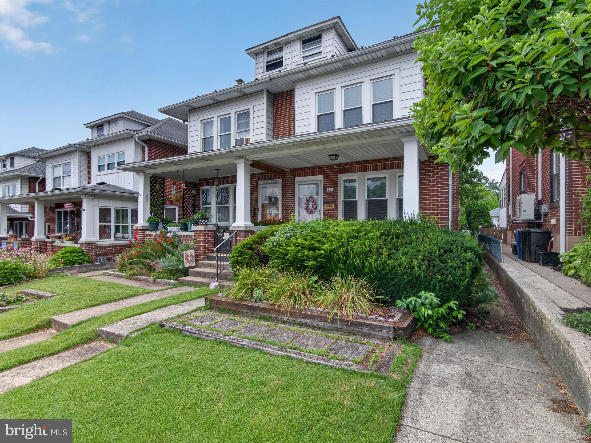 121 E ELM STREET