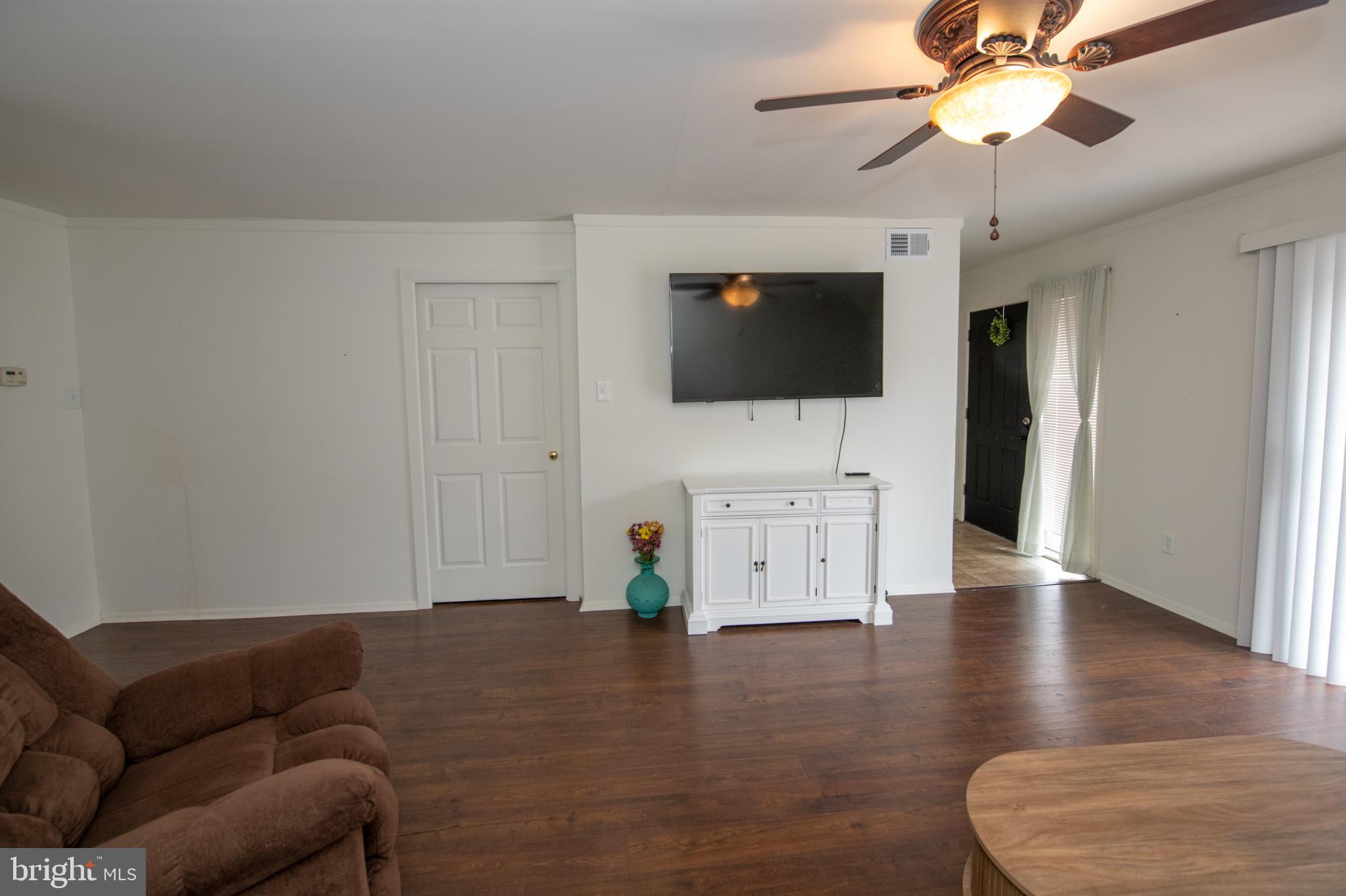 11885 ACADEMY ROAD I2