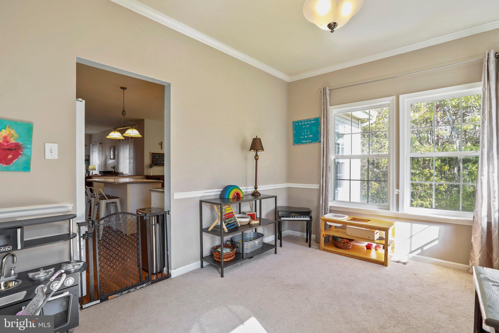 LOCUST HILL - Residential