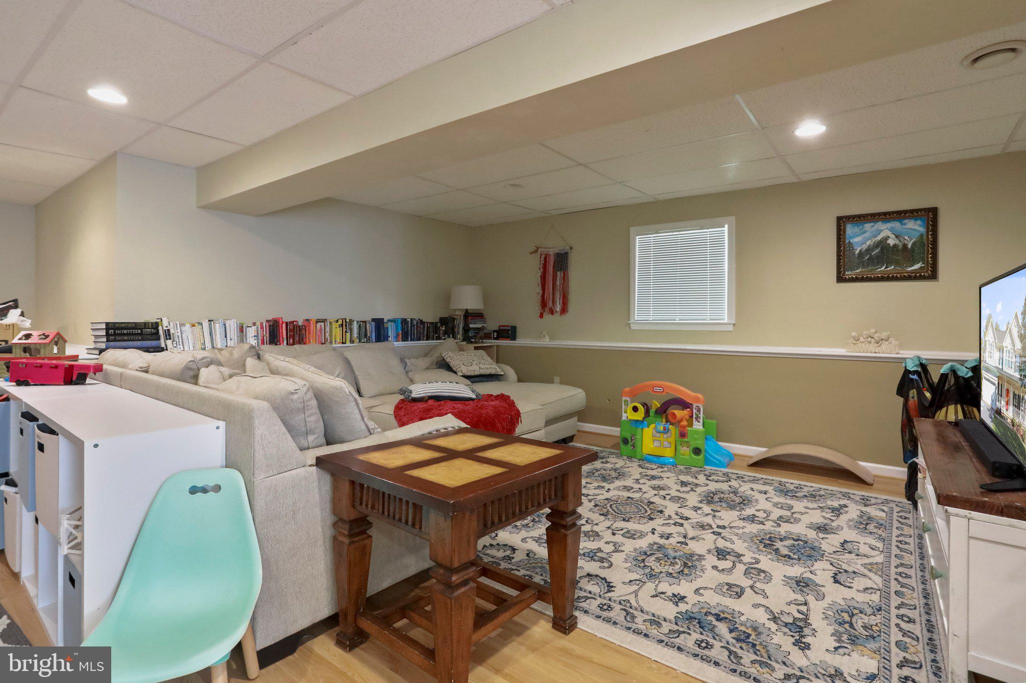 LOCUST HILL - Residential