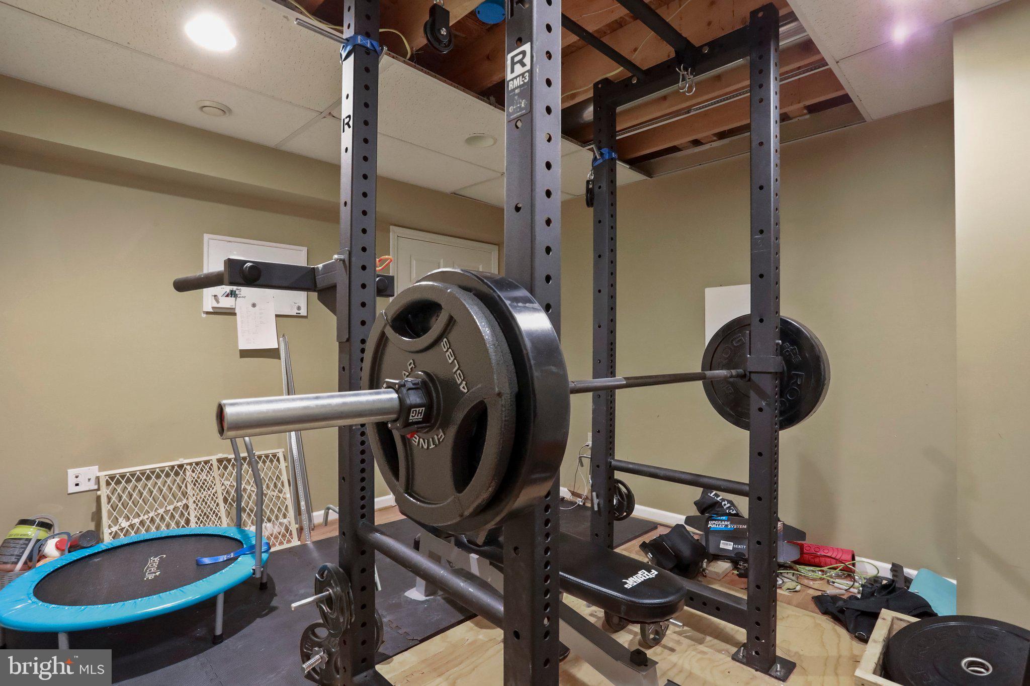 LOCUST HILL - Residential