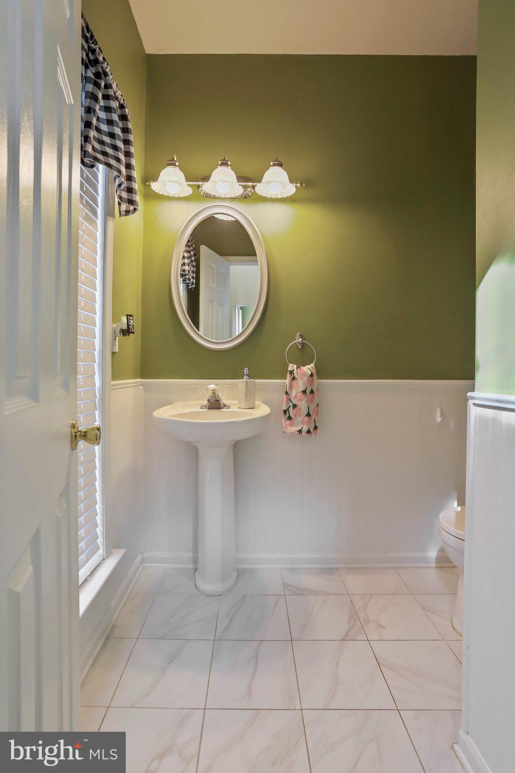 LOCUST HILL - Residential