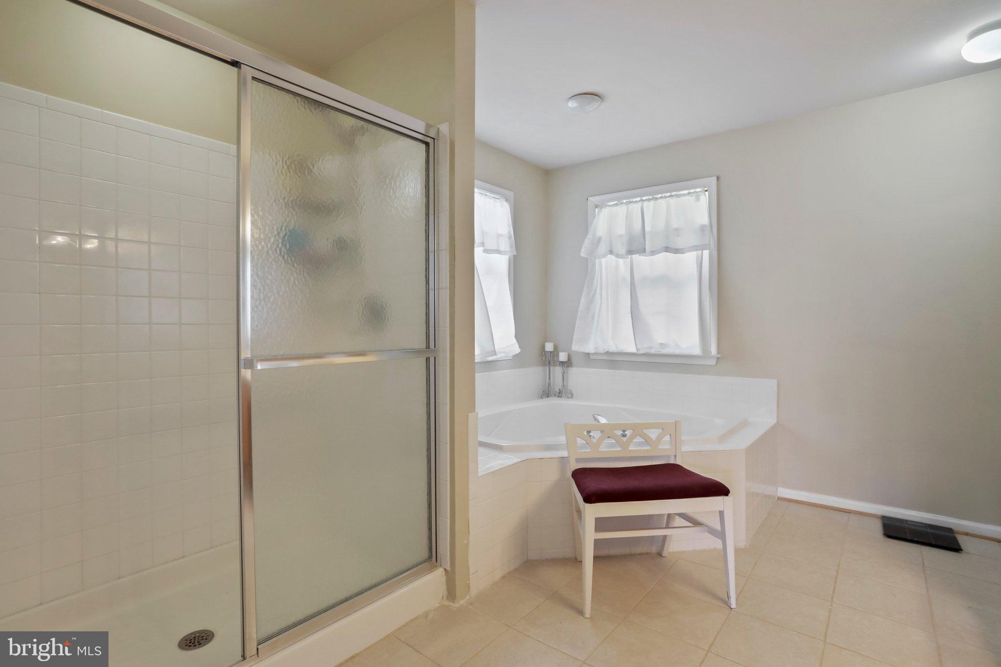 LOCUST HILL - Residential