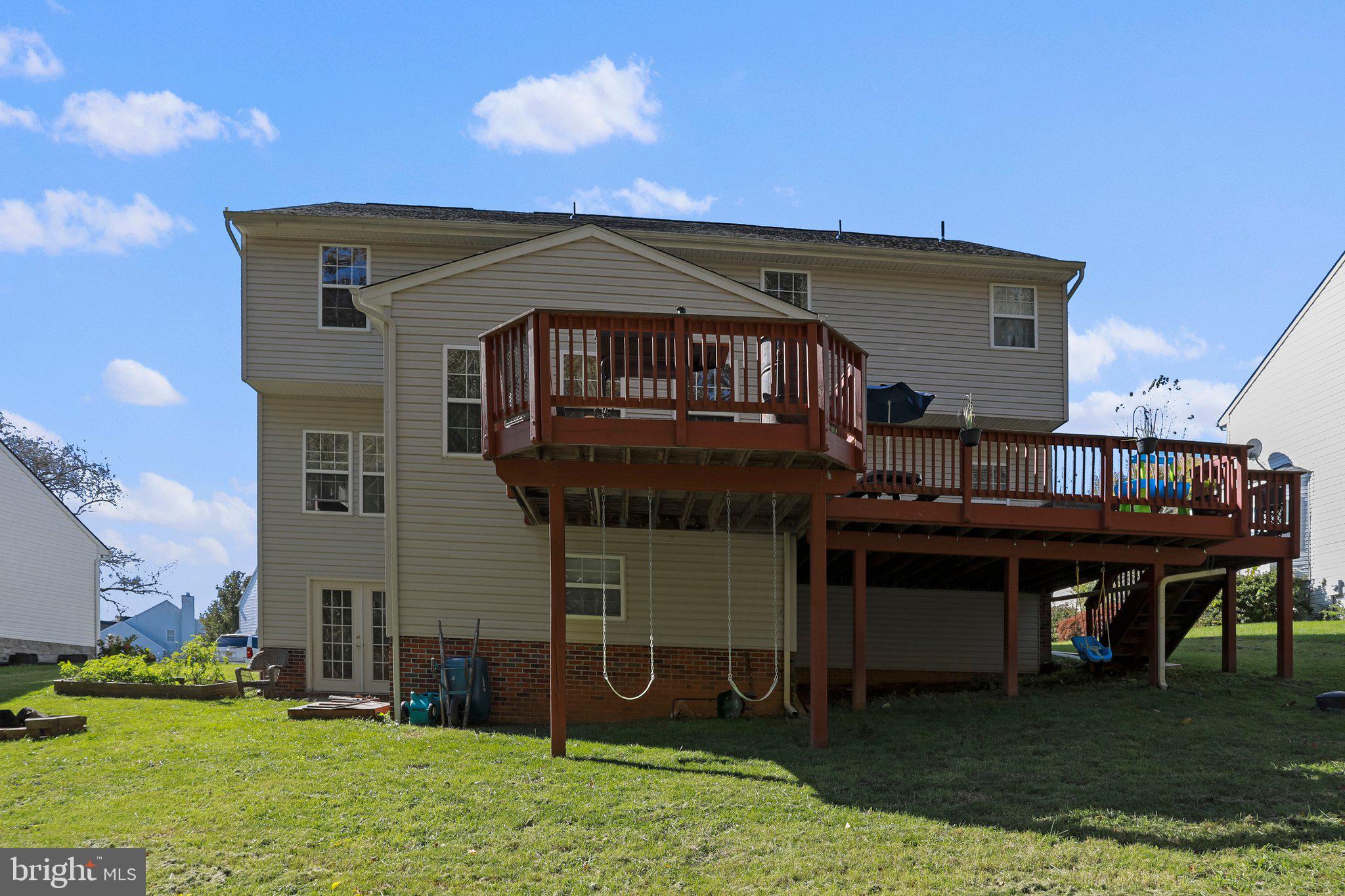 LOCUST HILL - Residential