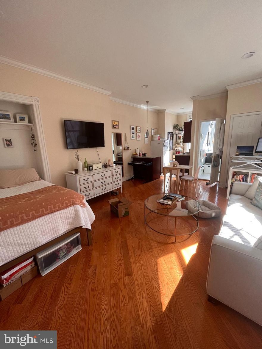 Welcome to this airy and bright studio apartment. Located on the second floor of a historic and well-preserved Rittenhouse townhome, this apartment is filled with light from its South-facing windows. It features high ceilings, hardwood floors, an updated kitchen and bathroom, and plenty of storage space. The building is clean and quiet, with helpful and responsible management. There is free laundry in the basement. Located on the beautiful 1800 block of Pine Street, there are countless restaurants, cafes, bars, and shops nearby, with Rittenhouse Square only a few steps away. Available in May.