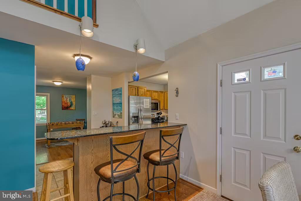 FOXWOOD MANOR - Residential