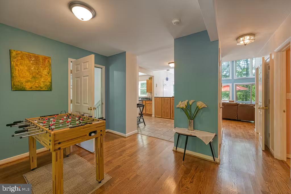 FOXWOOD MANOR - Residential