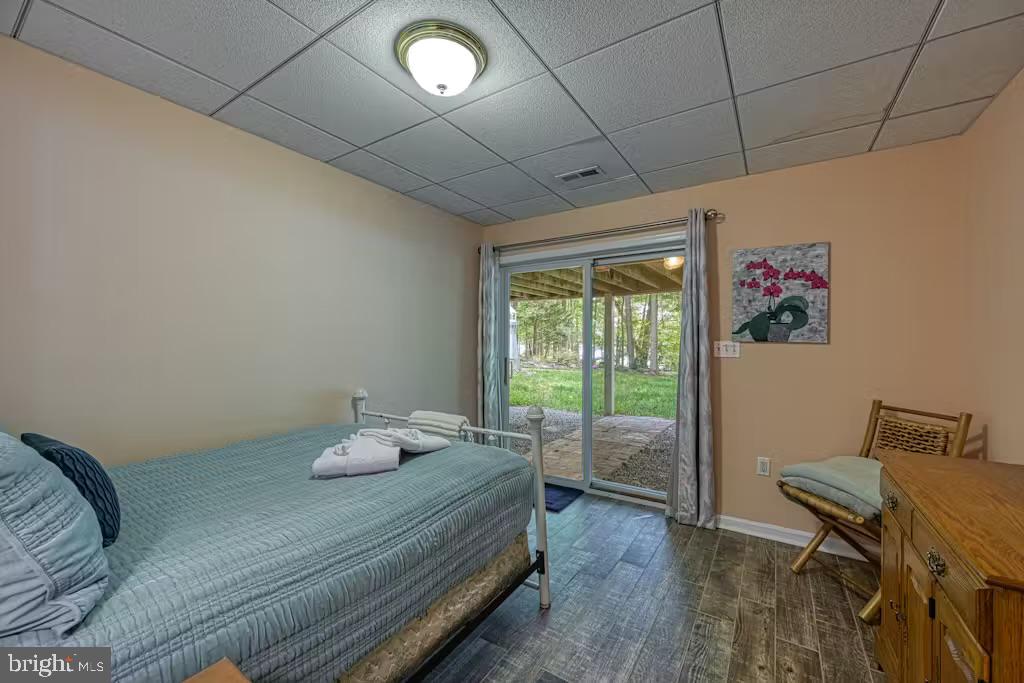 FOXWOOD MANOR - Residential