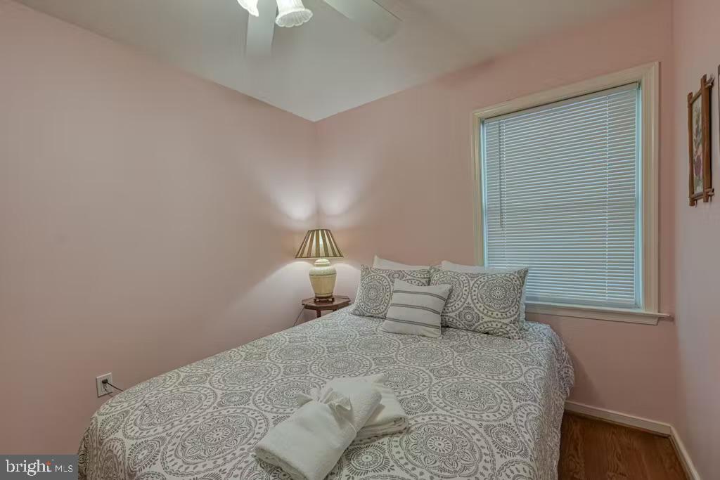 FOXWOOD MANOR - Residential