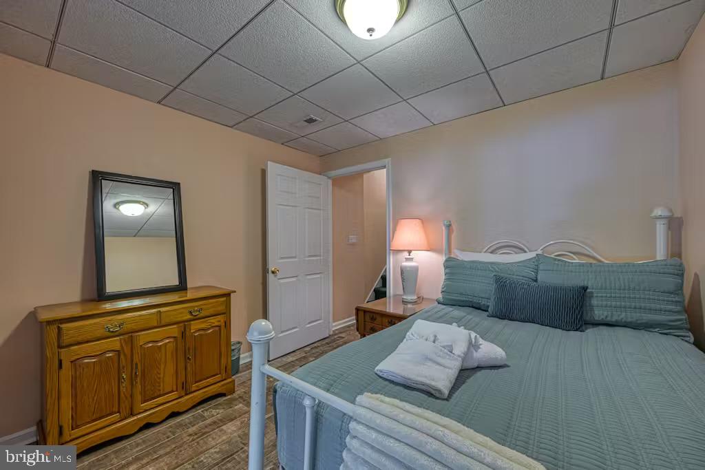 FOXWOOD MANOR - Residential