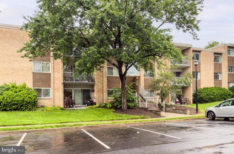 2902 KINGS CHAPEL ROAD 6 FALLS CHURCH VA 22042