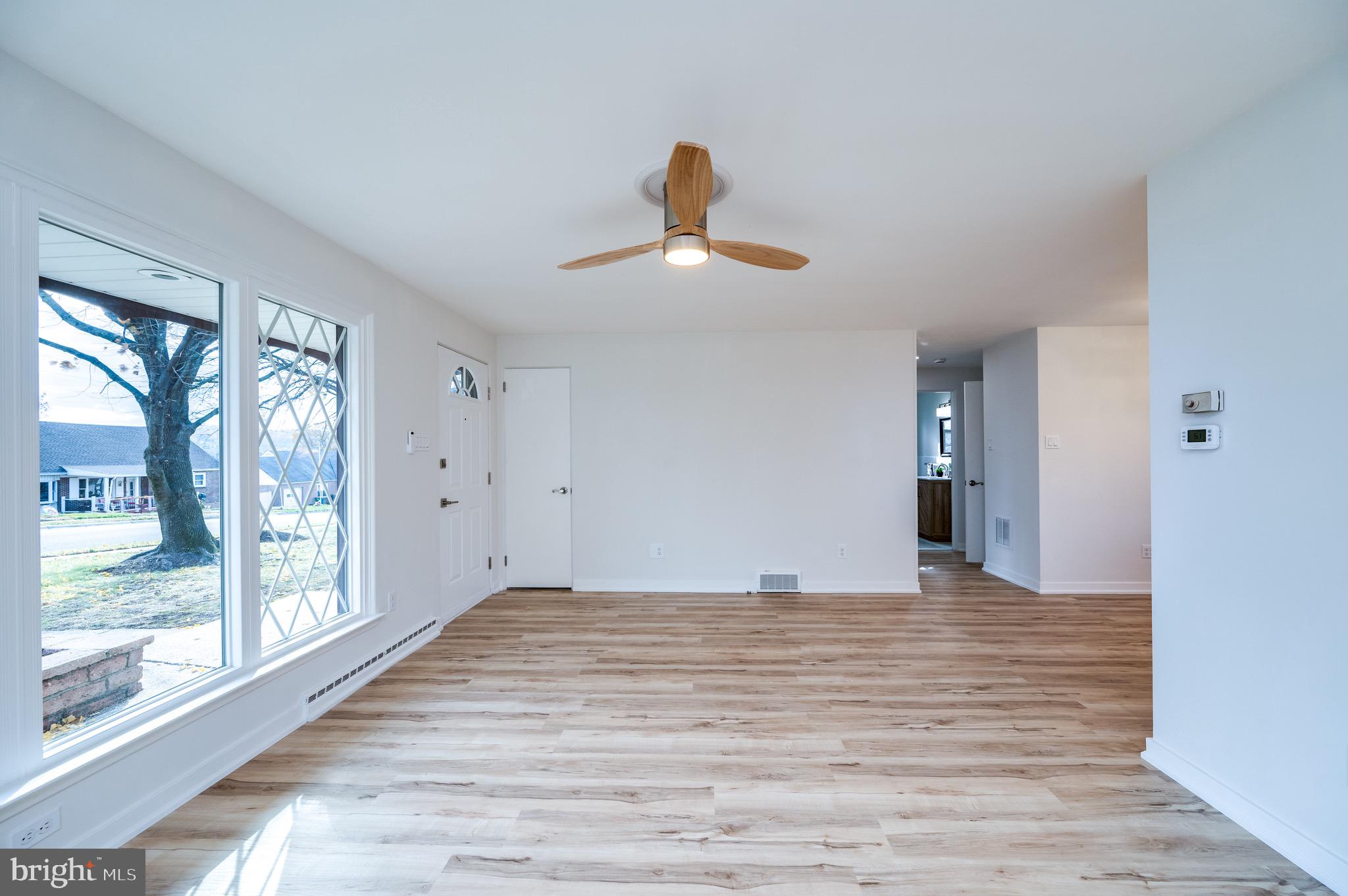 SINKING SPRING - Residential