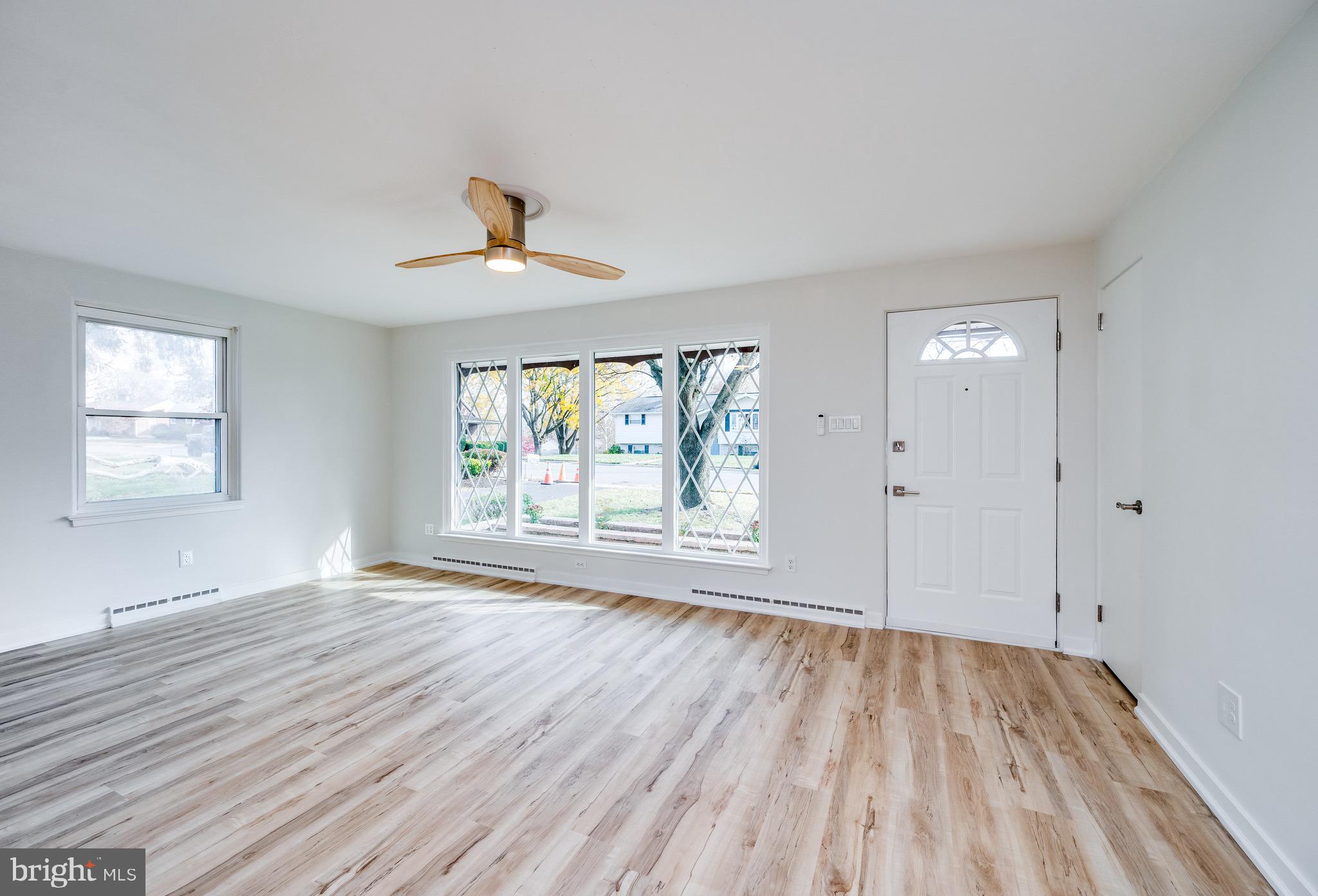 SINKING SPRING - Residential