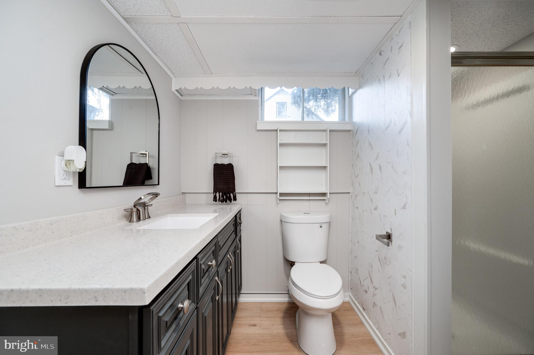 SINKING SPRING - Residential