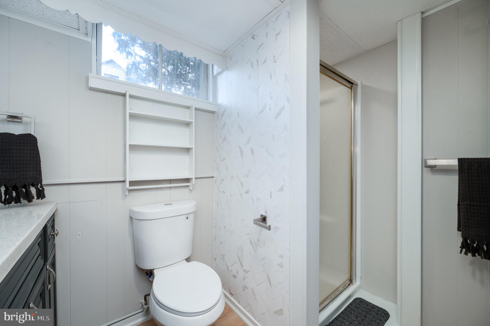 SINKING SPRING - Residential