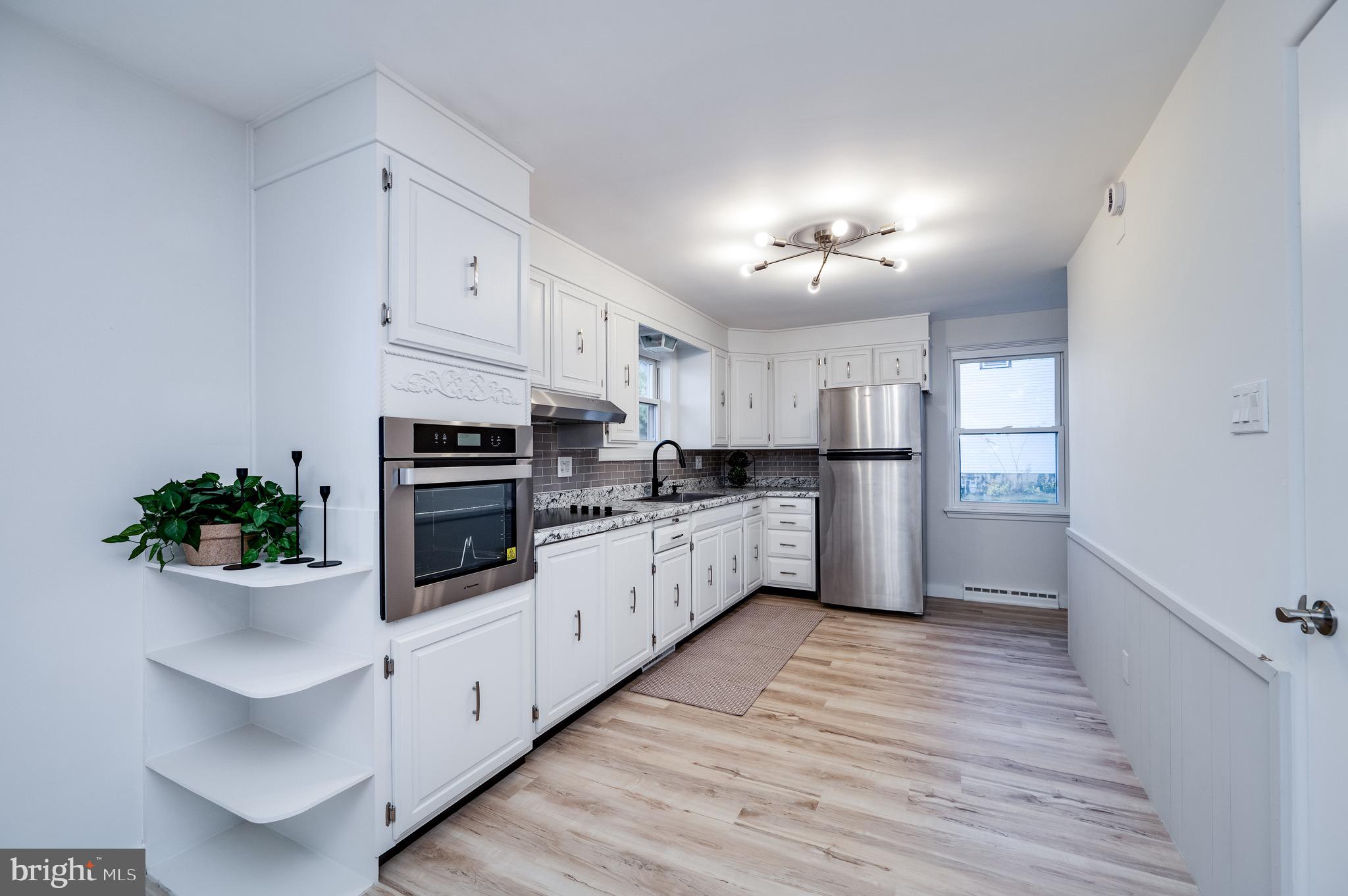 SINKING SPRING - Residential