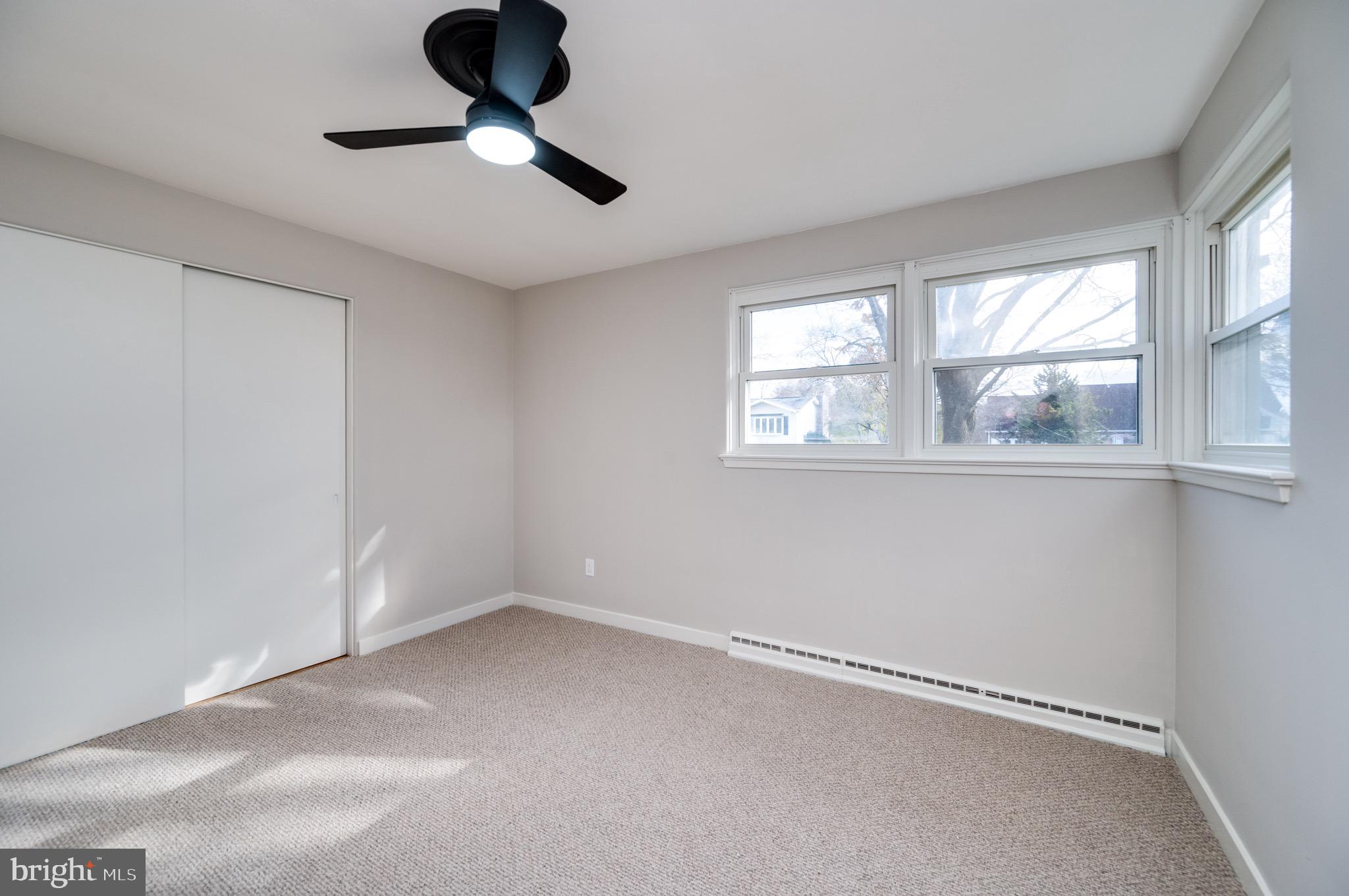 SINKING SPRING - Residential