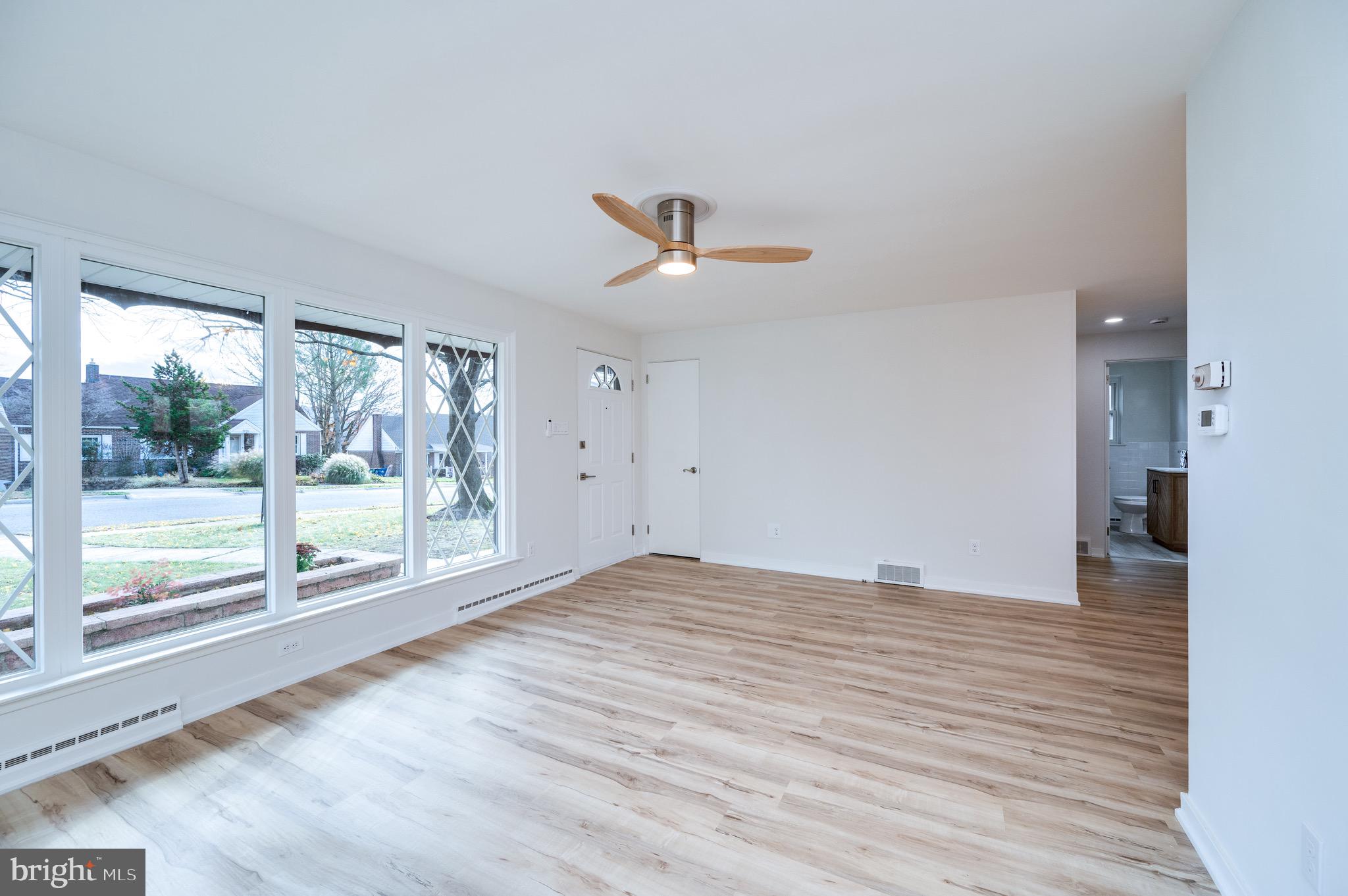 SINKING SPRING - Residential