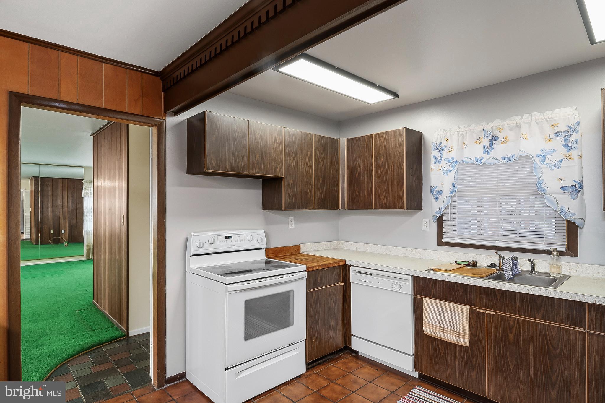 BUCKINGHAM AT BELAIR - Residential