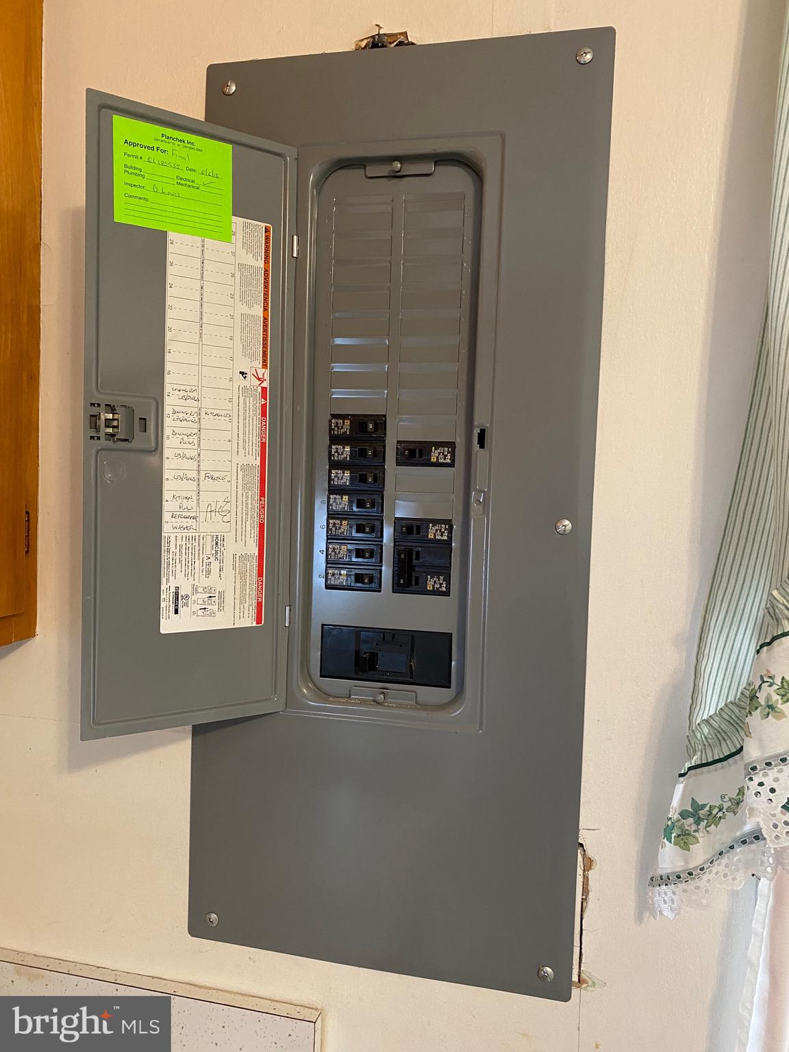 POTOMAC HEIGHTS - Residential