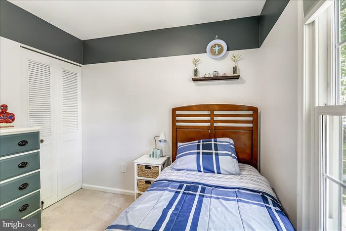 GUNNERS LAKE VILLAGE - Residential