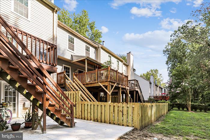 GUNNERS LAKE VILLAGE - Residential