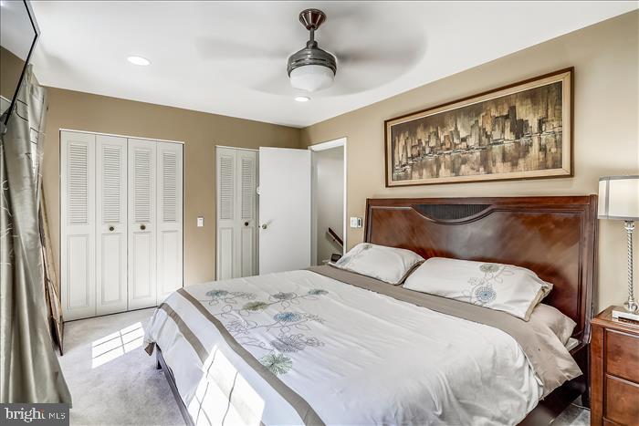 GUNNERS LAKE VILLAGE - Residential