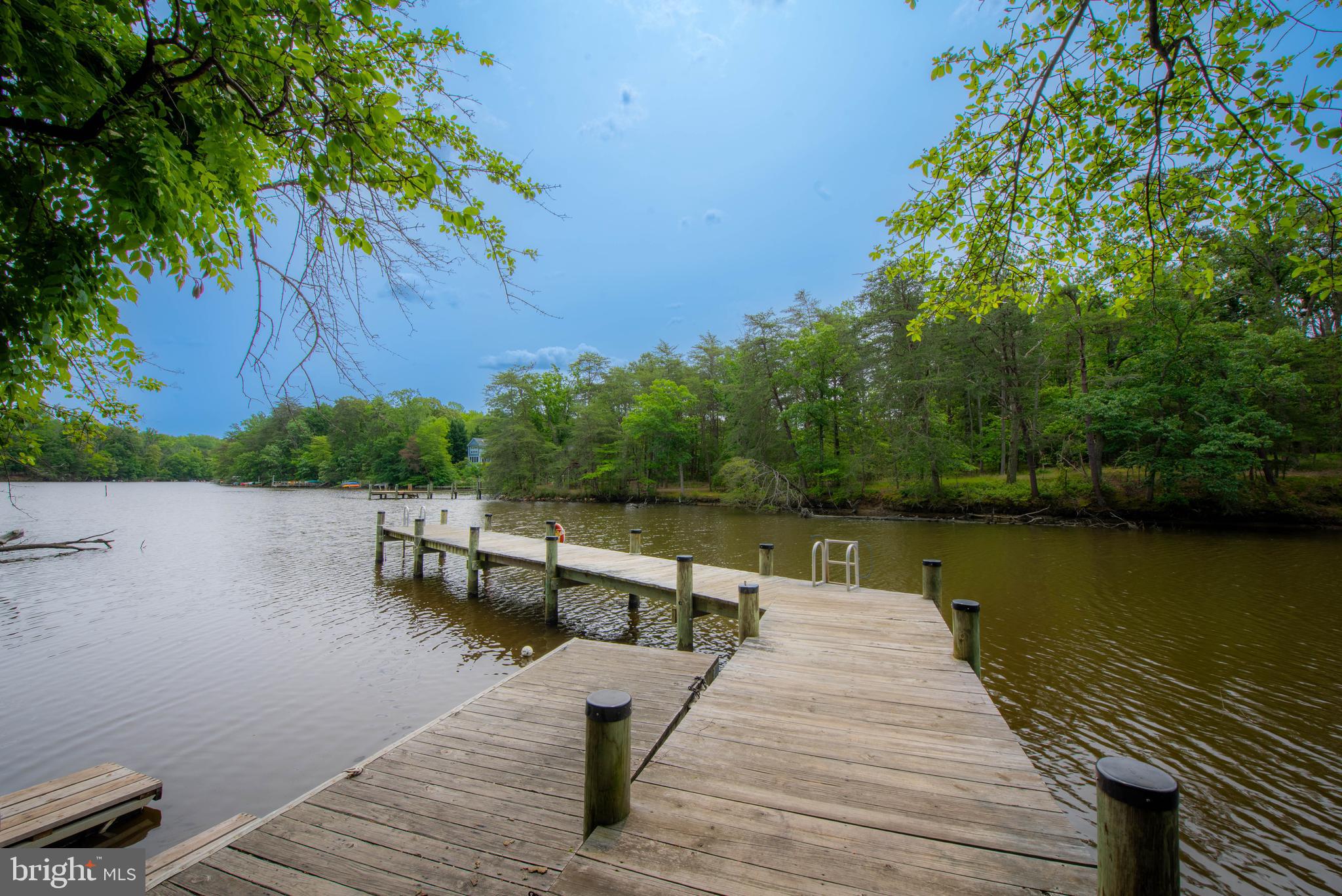 BLACKWALNUT COVE - Residential