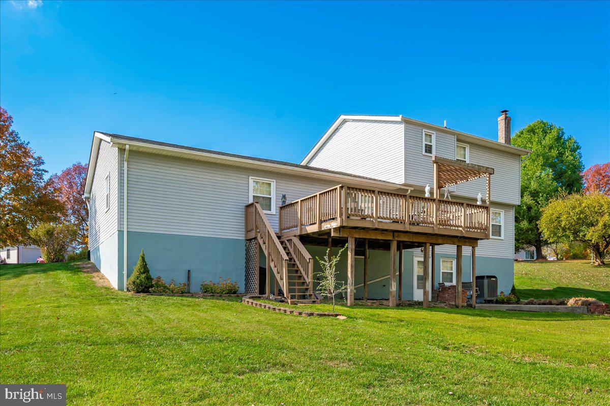 CRESTVIEW ESTATES - Residential