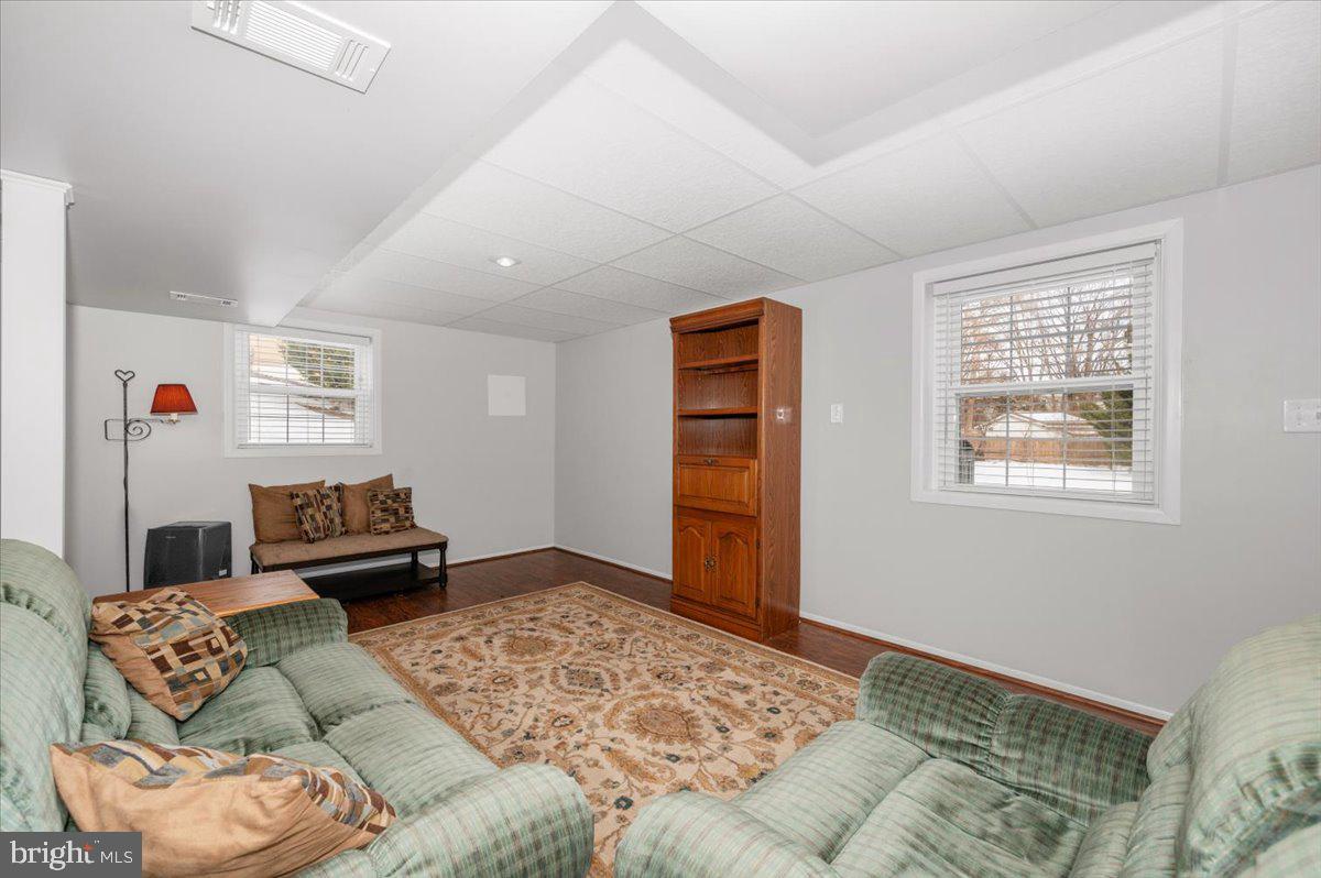 CRESTVIEW ESTATES - Residential