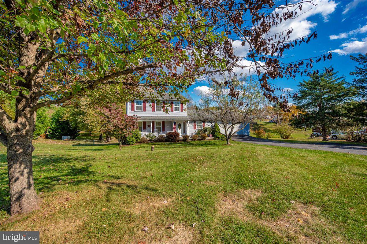 CRESTVIEW ESTATES - Residential