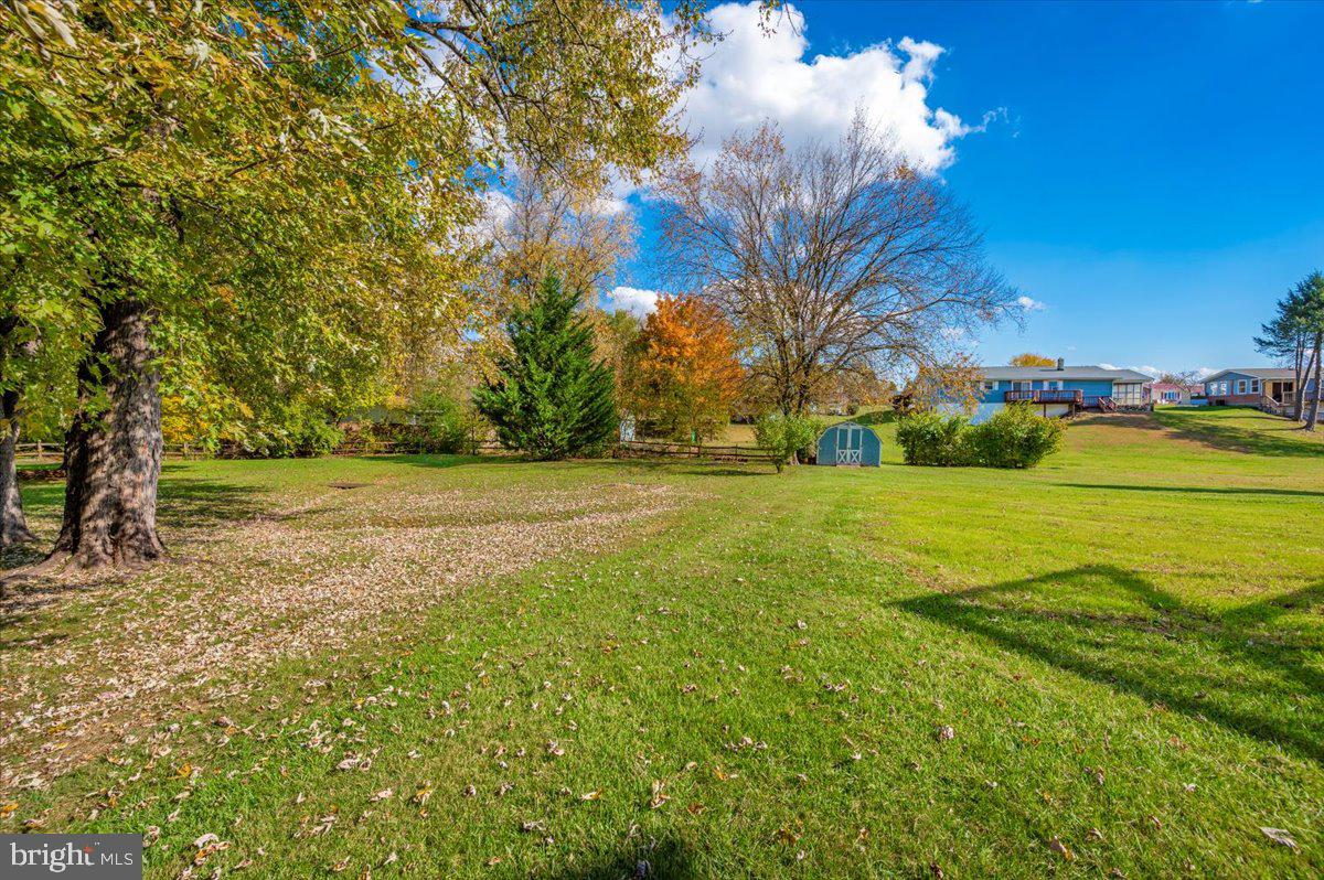 CRESTVIEW ESTATES - Residential