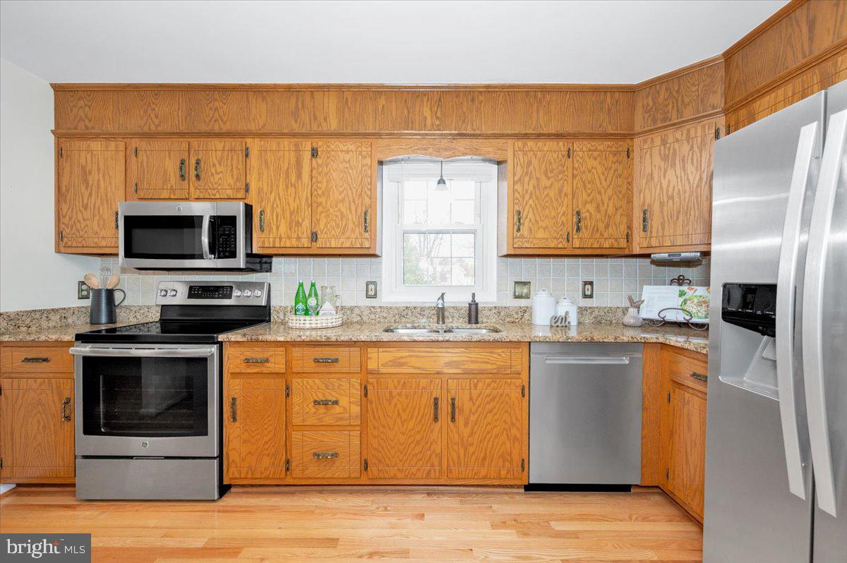 CRESTVIEW ESTATES - Residential