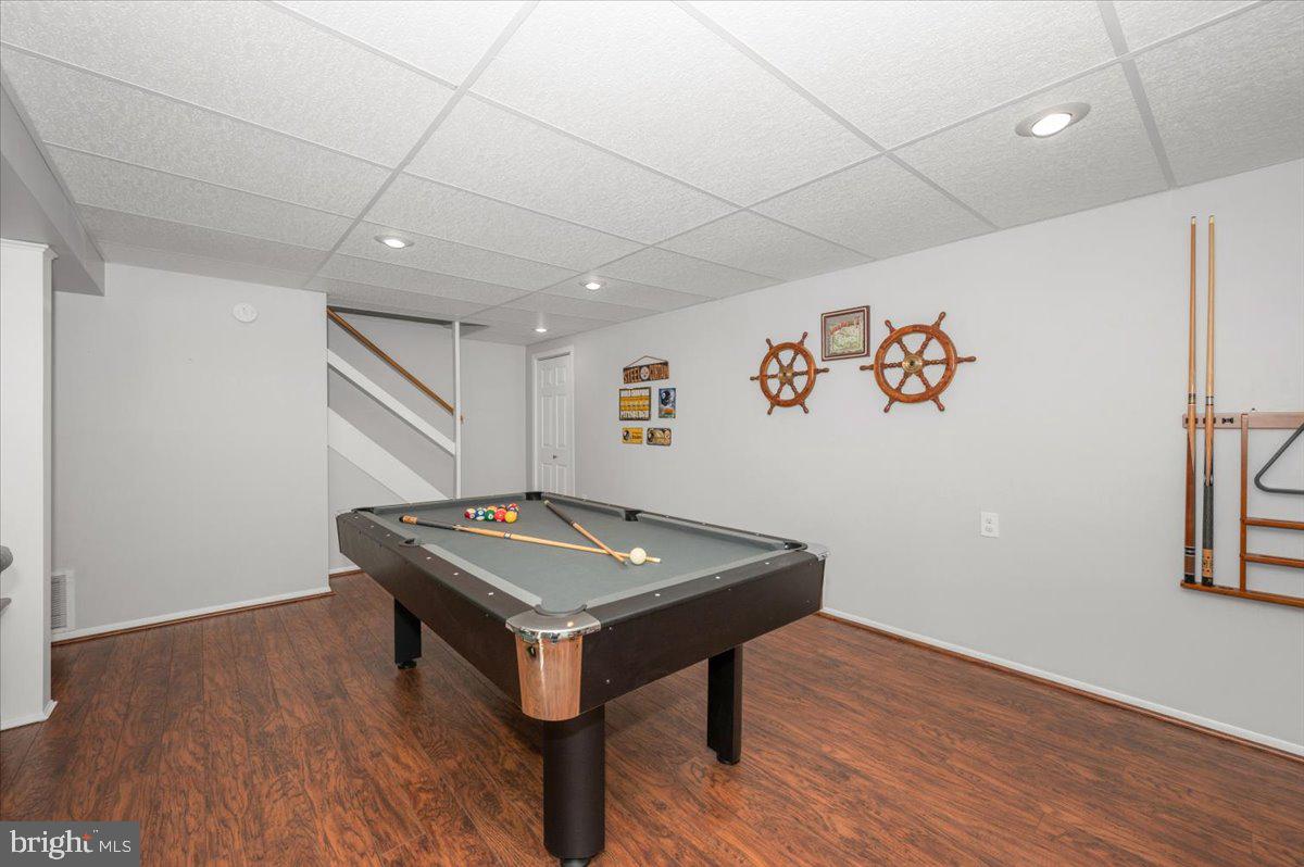 CRESTVIEW ESTATES - Residential