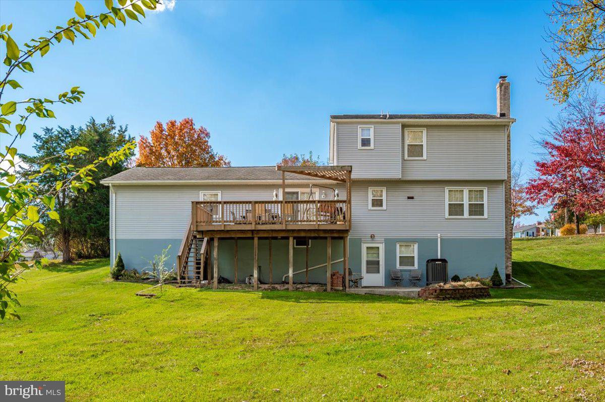 CRESTVIEW ESTATES - Residential