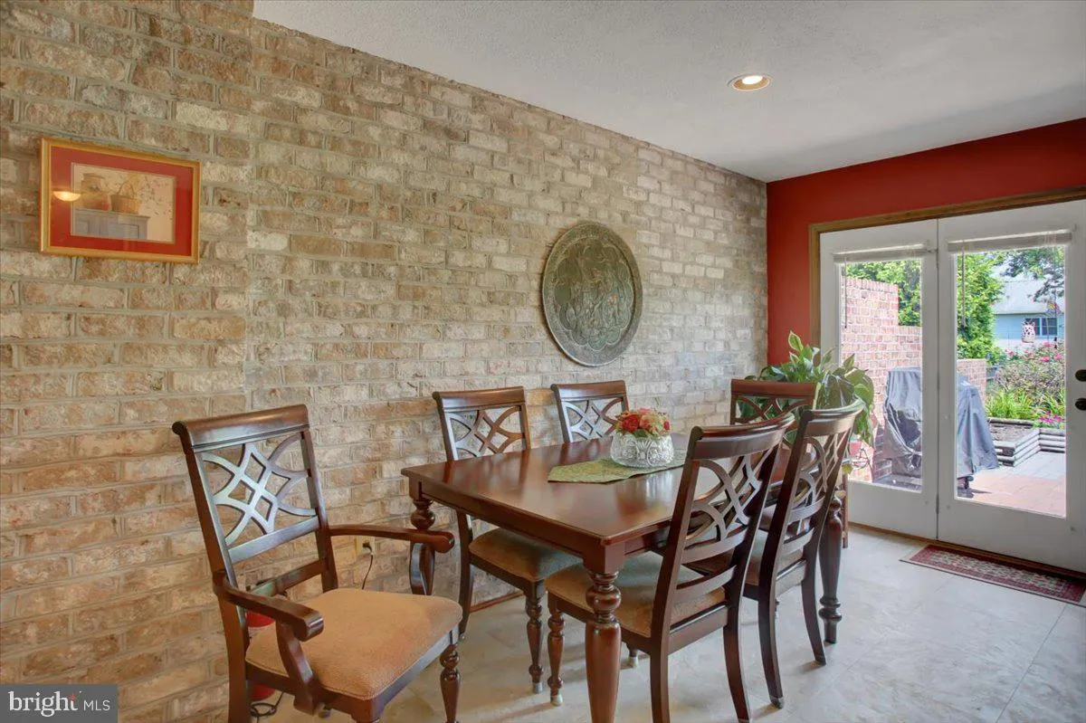 Chambersburg, Pennsylvania 17201, United States, 4 Bedrooms Bedrooms, ,3 BathroomsBathrooms,Residential,Coming Soon,175049