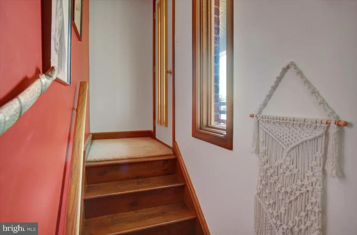 Chambersburg, Pennsylvania 17201, United States, 4 Bedrooms Bedrooms, ,3 BathroomsBathrooms,Residential,Coming Soon,175049