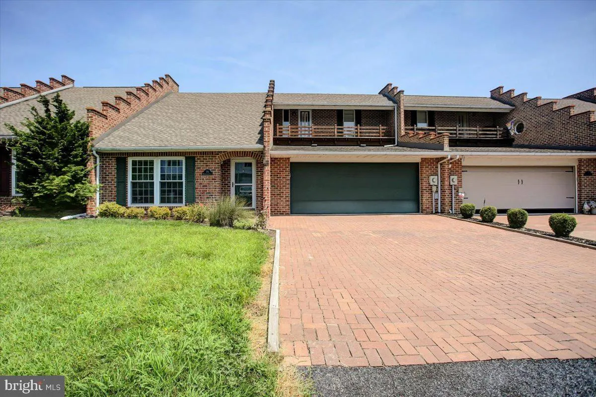 Chambersburg, Pennsylvania 17201, United States, 4 Bedrooms Bedrooms, ,3 BathroomsBathrooms,Residential,Coming Soon,175049