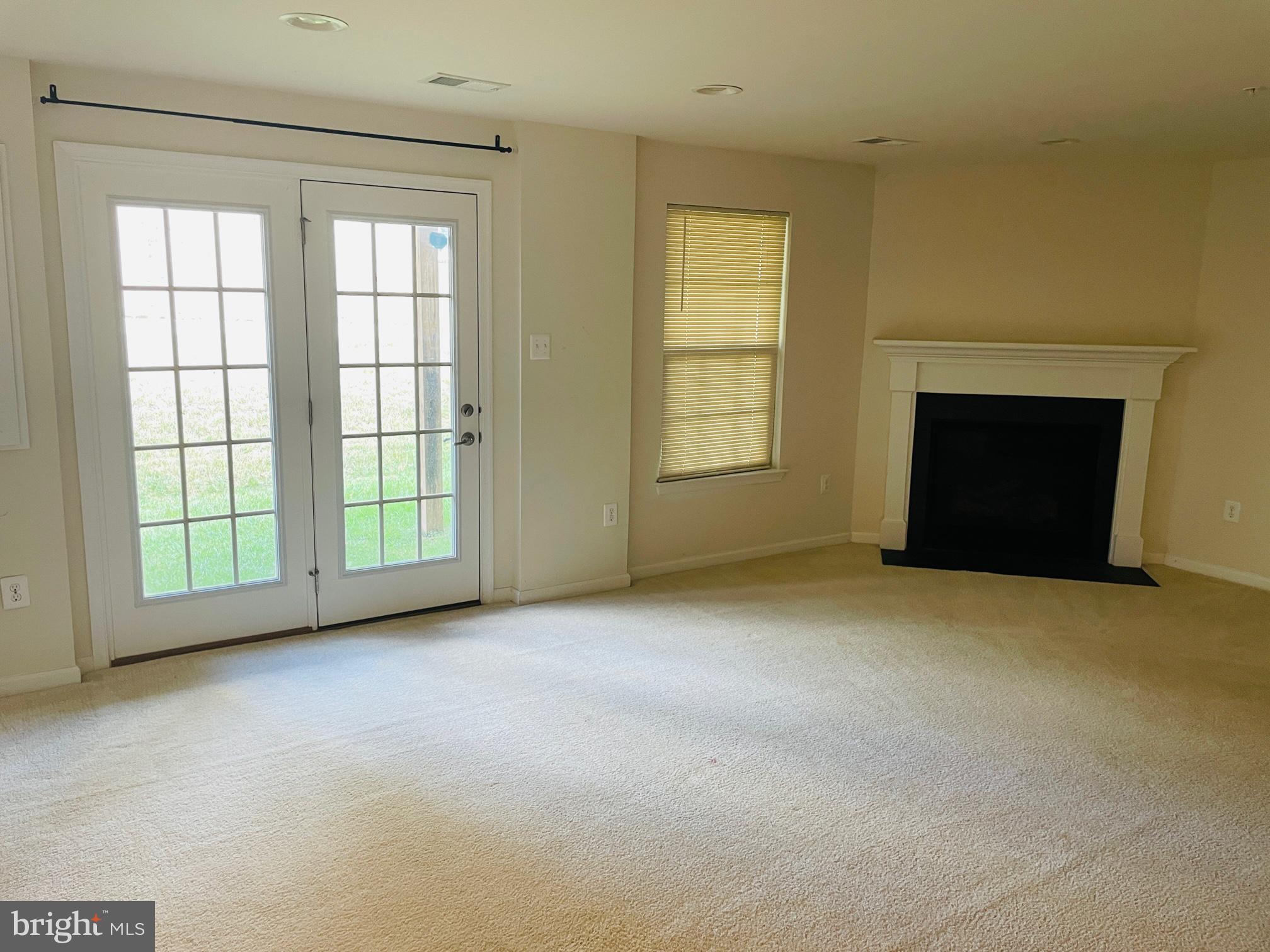 JEFFERSON PLACE - Residential Lease