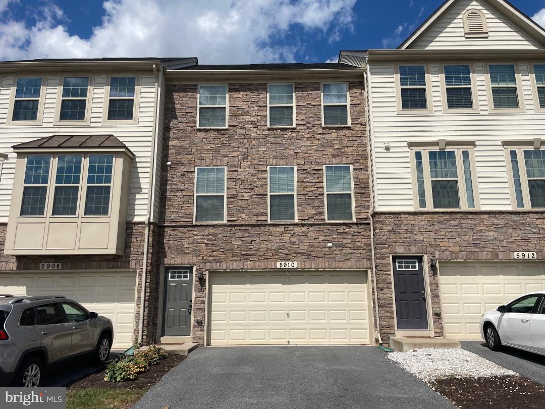 JEFFERSON PLACE - Residential Lease