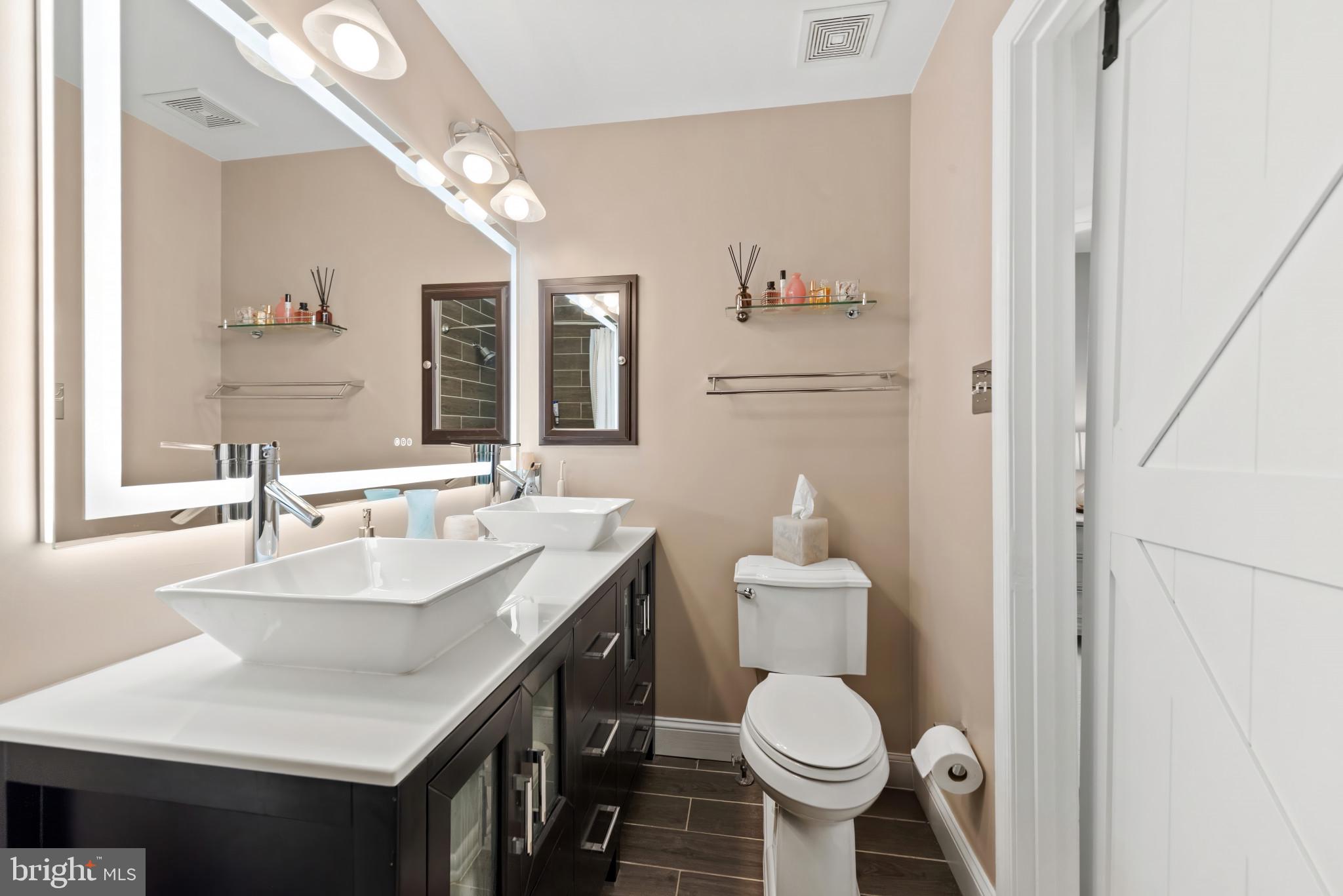 LOVETON FARMS - Residential