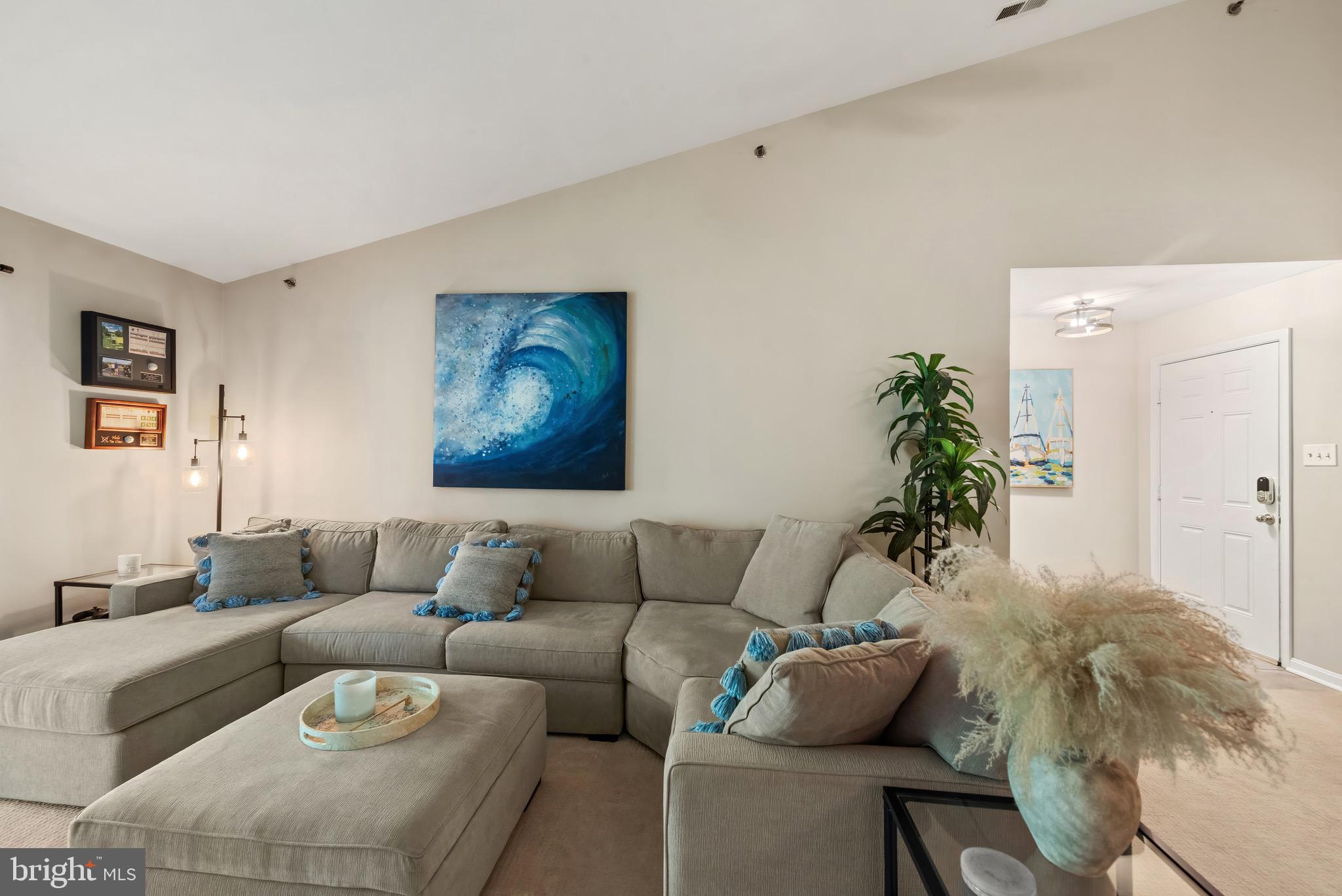 LOVETON FARMS - Residential