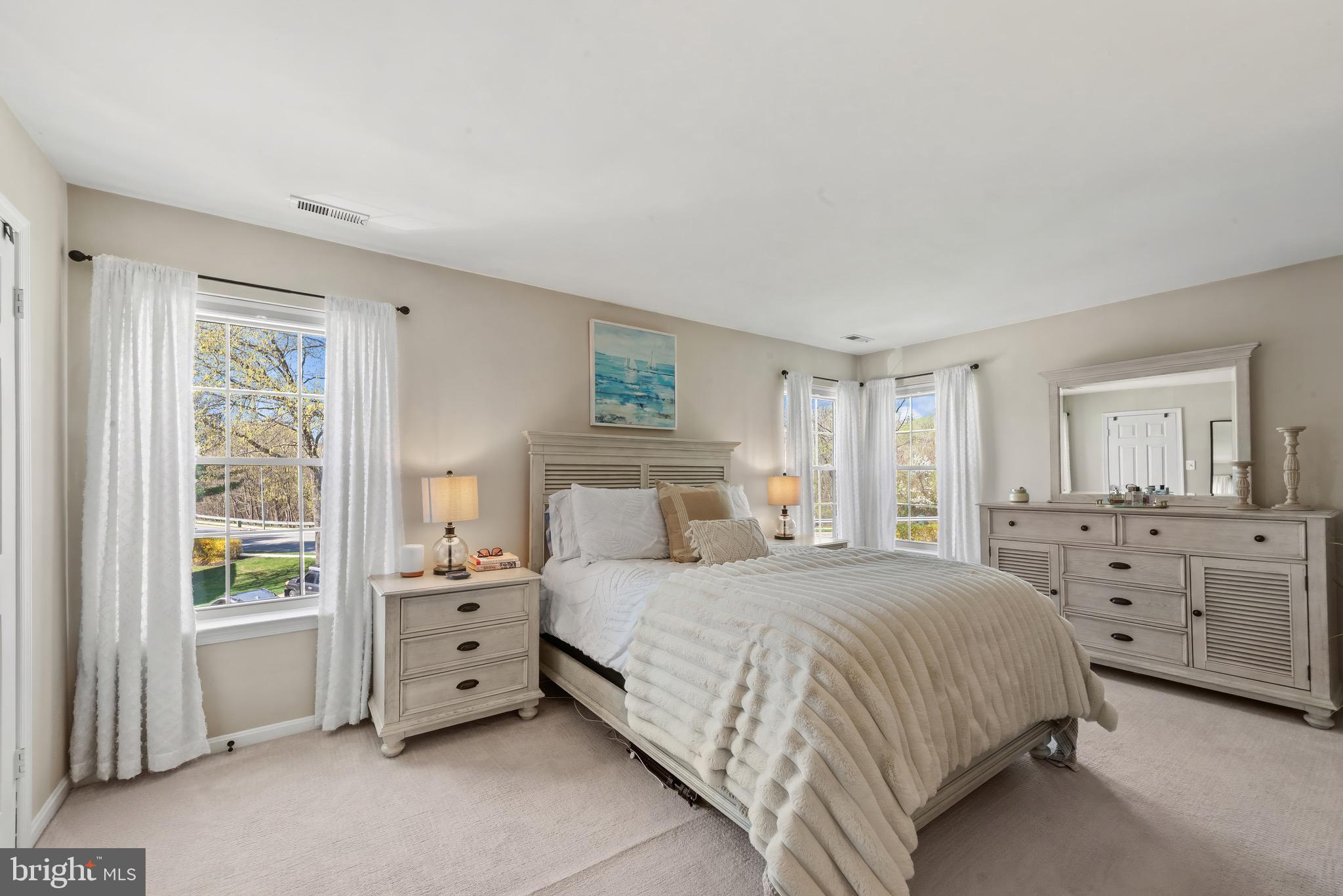 LOVETON FARMS - Residential