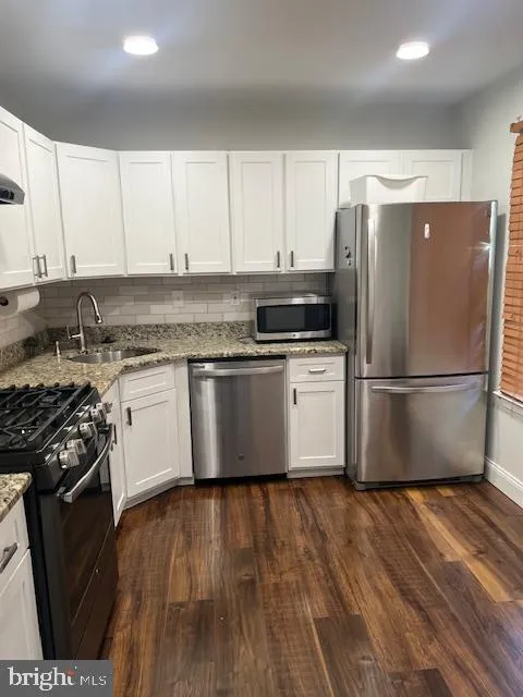 North Brunswick, New Jersey 08902, United States, 2 Bedrooms Bedrooms, ,2 BathroomsBathrooms,Residential,Active,118162