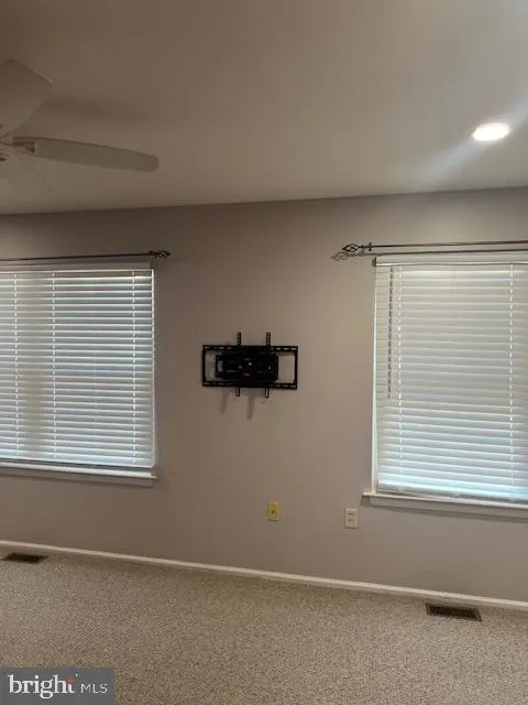 North Brunswick, New Jersey 08902, United States, 2 Bedrooms Bedrooms, ,2 BathroomsBathrooms,Residential,Active,118162