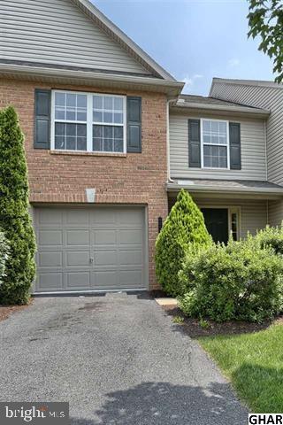 Spacious 3 BR/2.5 Bath towne backs to creek and pituresque deck view. Bright kitchen, fully equipped. Dining area, large living room, 1st level powder room. Master suite w/walk in closet, 2 guest rooms and 2nd full bath on 2nd level. Full walkout basement great for storage! 1 car attached garage. Just off all the major highways, yet tucked away in a serene, cul-de-sac setting.
