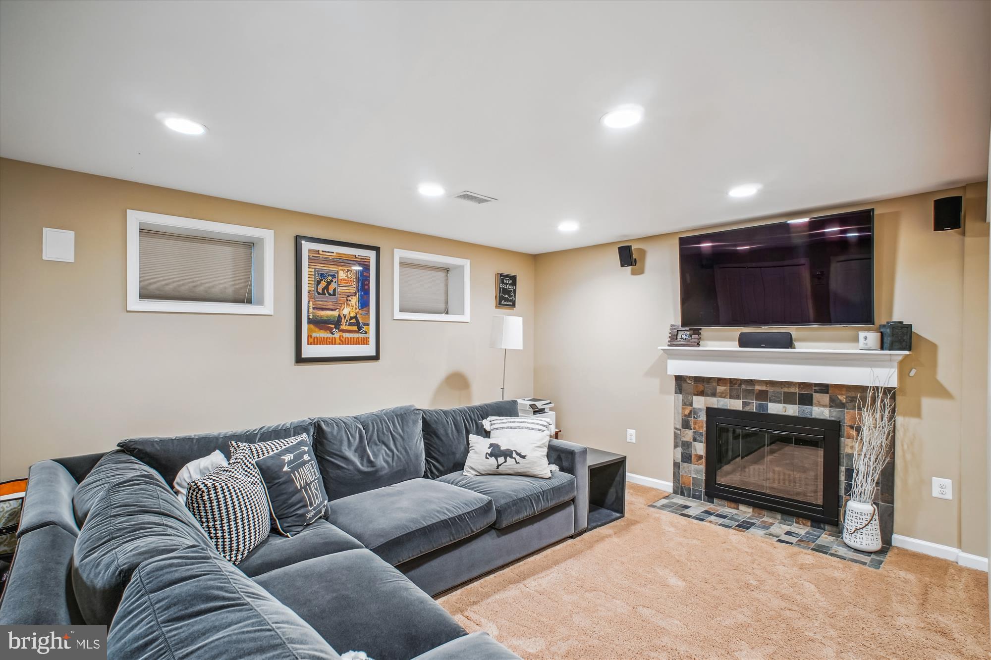 OVERLEE - Residential Lease